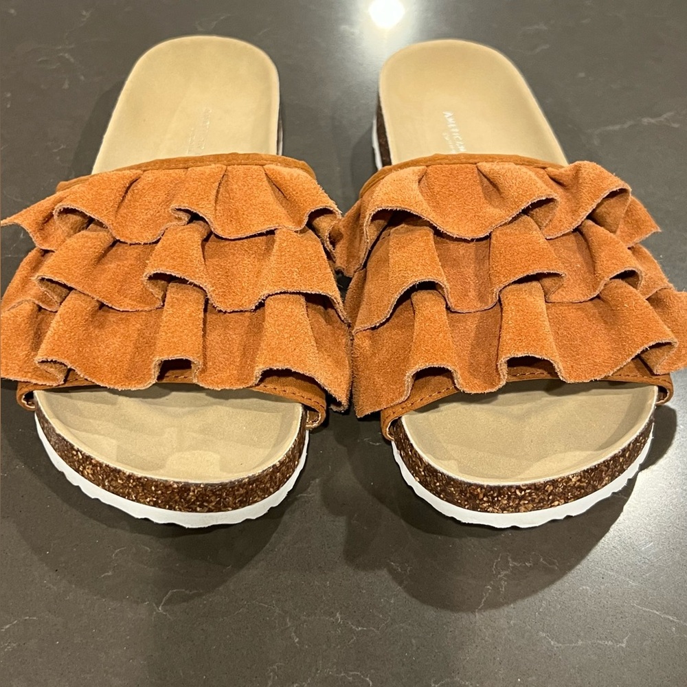 American Eagle Outfitters Suede Ruffle Slides in Rust